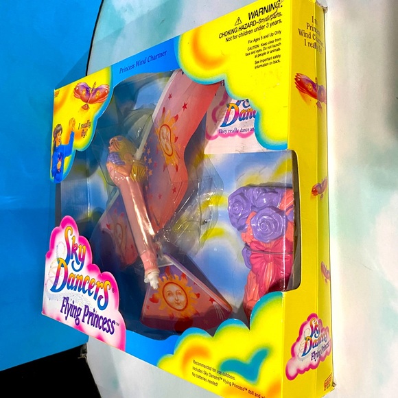 SKY DANCER VTG 1995 COLLECTIBLE FLYING PRINCESS WIND CHARMER IN ORIGINAL BOX - Picture 10 of 14